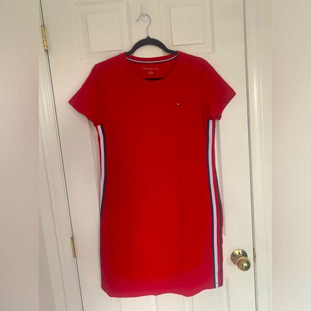 Tommy Hilfiger Red T-Shirt dress - small